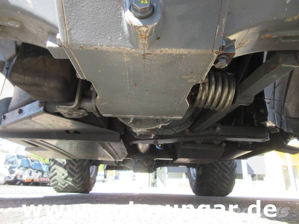 Aebi TerraTrac TT 240 4x4x4 Bergtraktor Metrac Sauerbur Traktoren