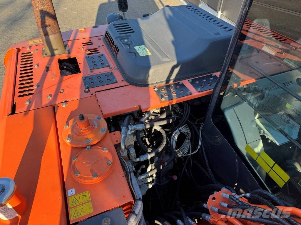 Hitachi ZX140-5B 5300 uur !! Bagri na kolesih