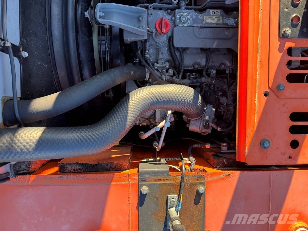 Hitachi ZX140-5B 5300 uur !! Bagri na kolesih
