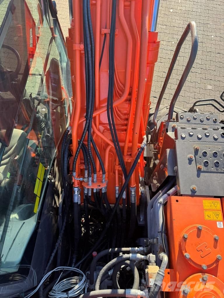 Hitachi ZX140-5B 5300 uur !! Bagri na kolesih