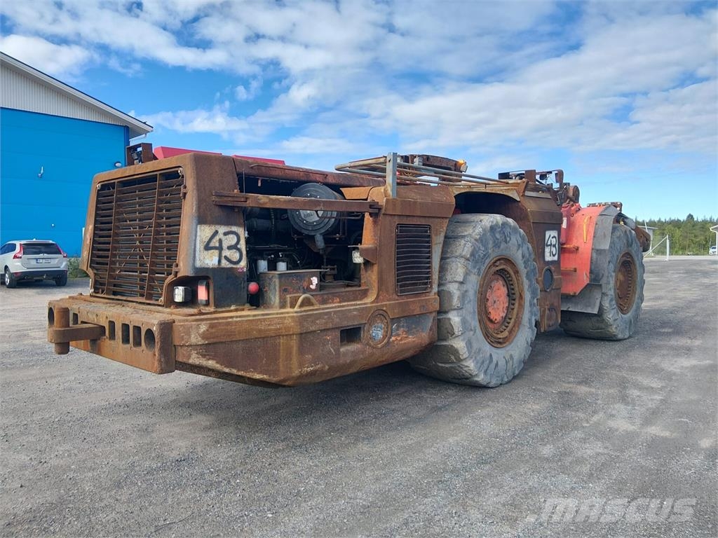 Sandvik Toro 0011 Hammer Подземные самосвалы