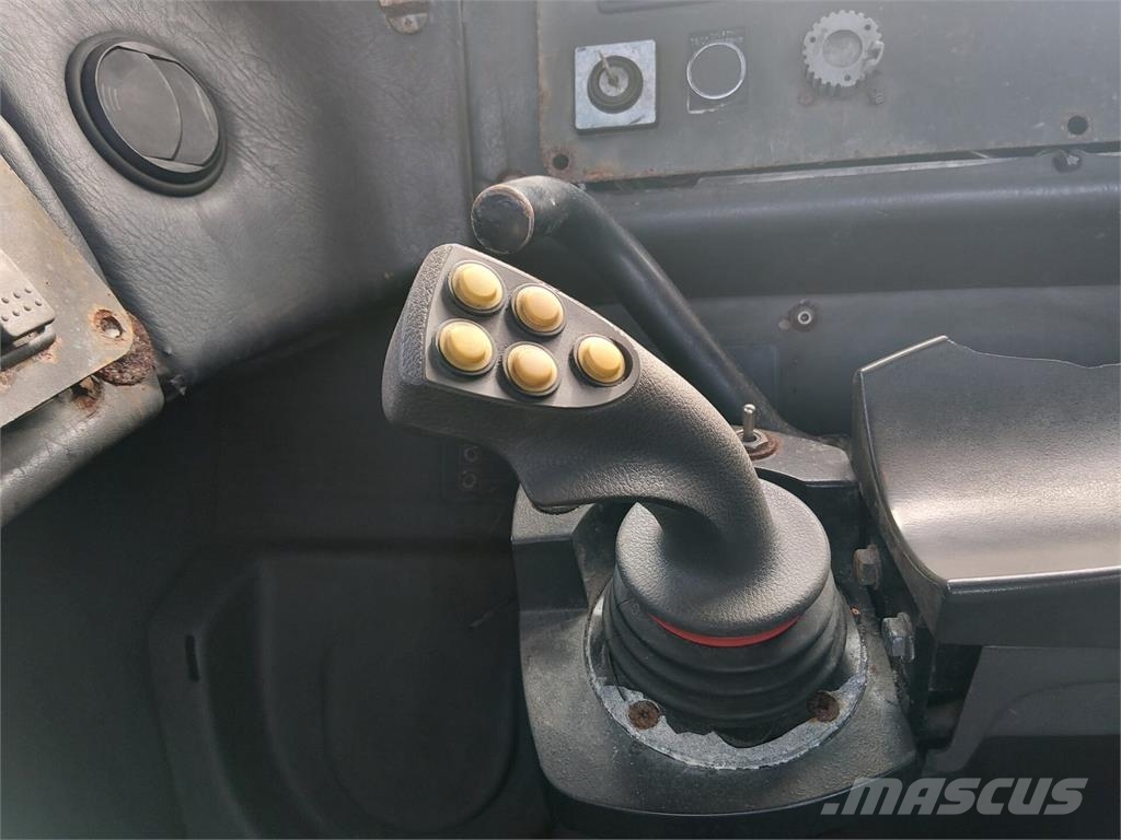 Sandvik Toro 0011 Hammer Подземные самосвалы