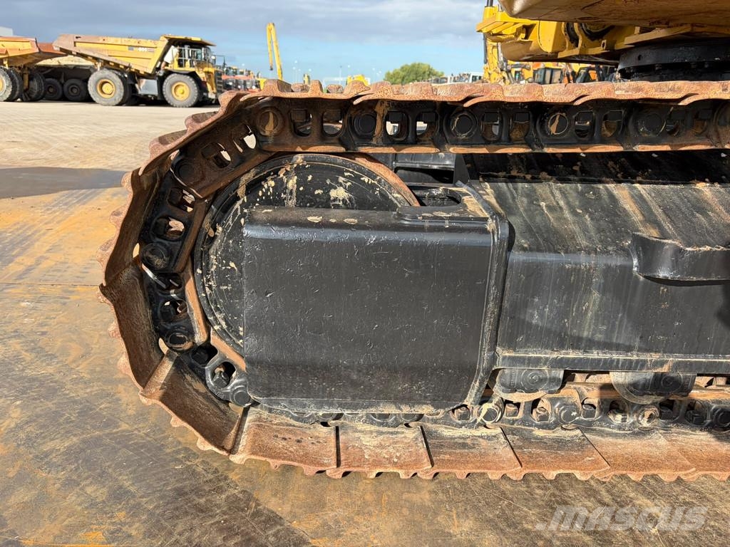 CAT 323FLN Bandgrävare
