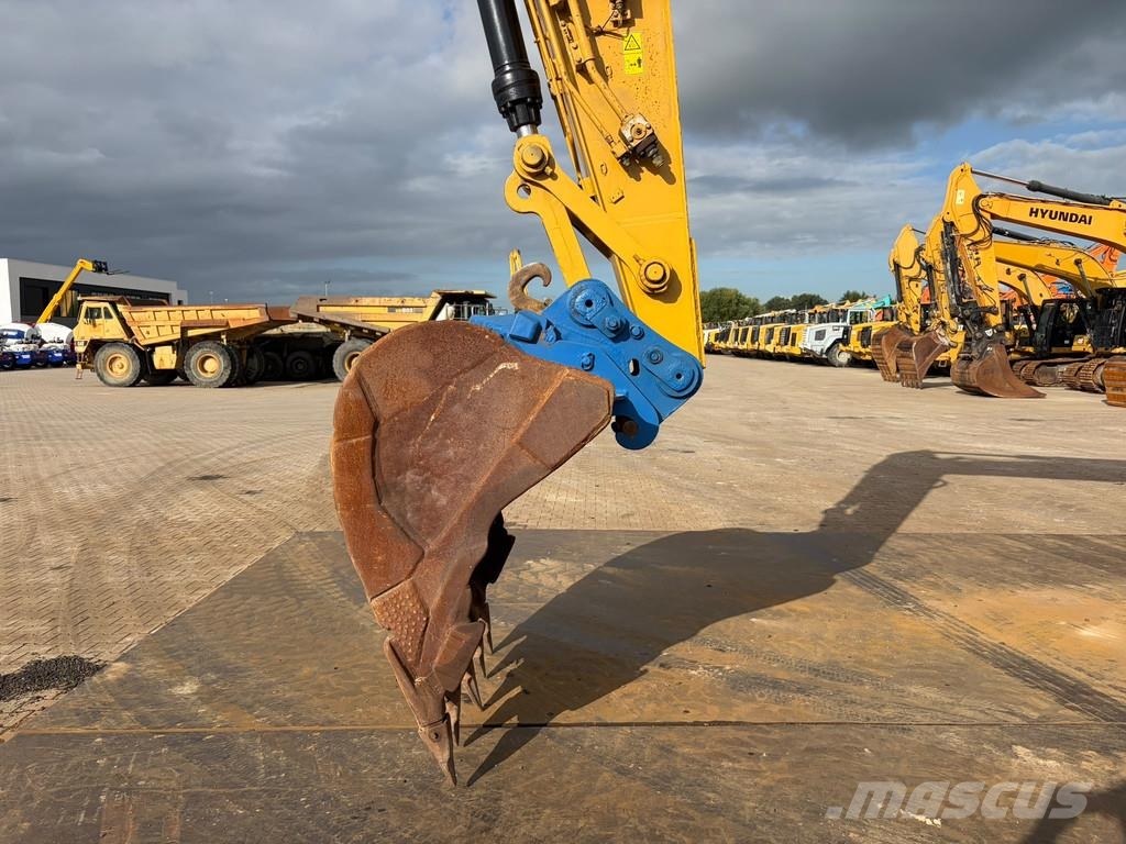 CAT 323FLN Bandgrävare