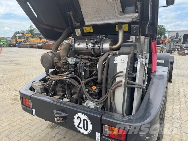 Yanmar V80-5 Cargadoras sobre ruedas