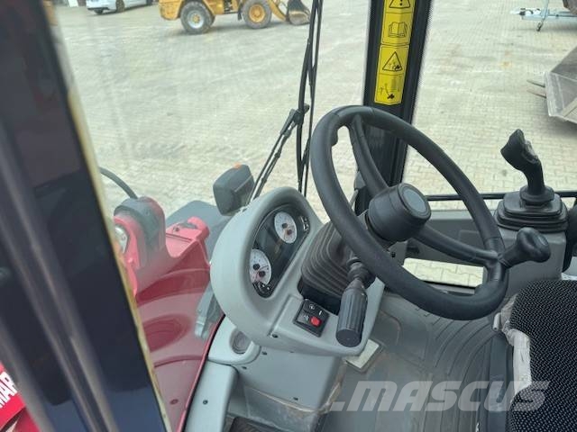 Yanmar V80-5 Cargadoras sobre ruedas
