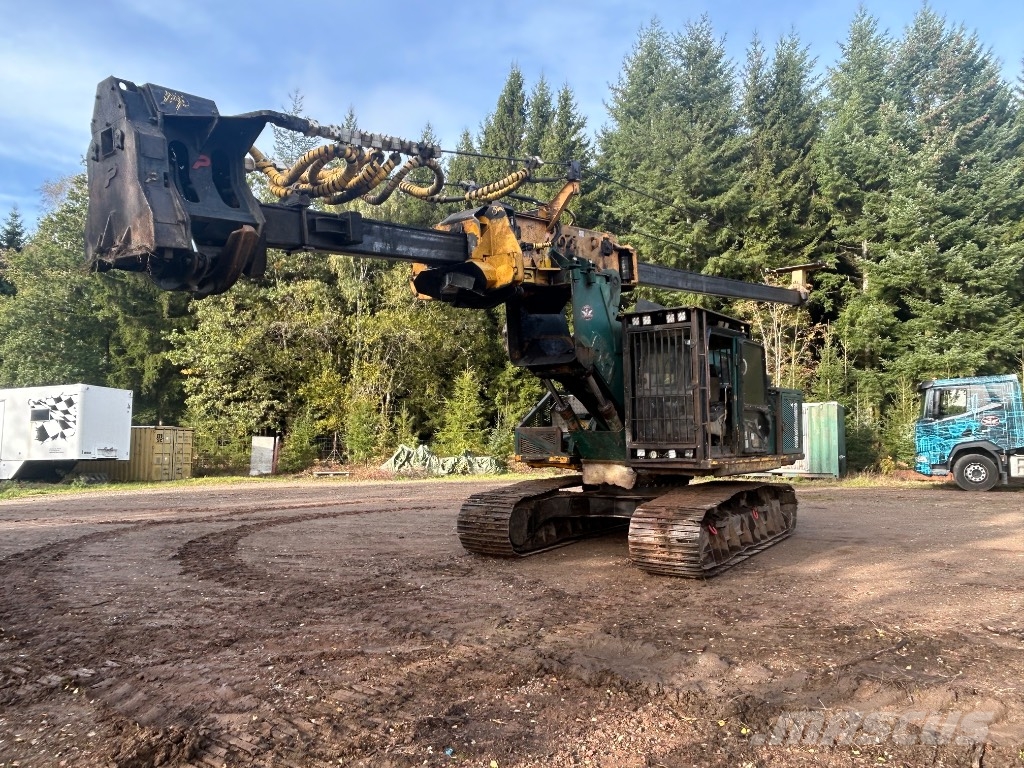 CAT 322 C LN 枝払い機