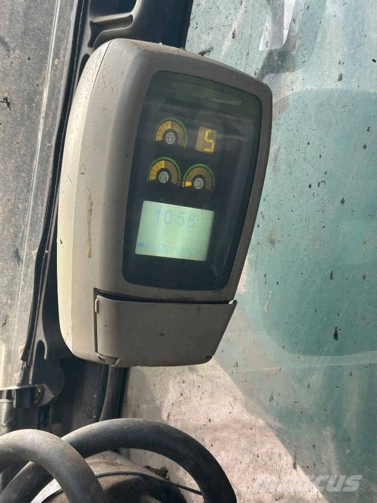 CAT 322 C LN 枝払い機