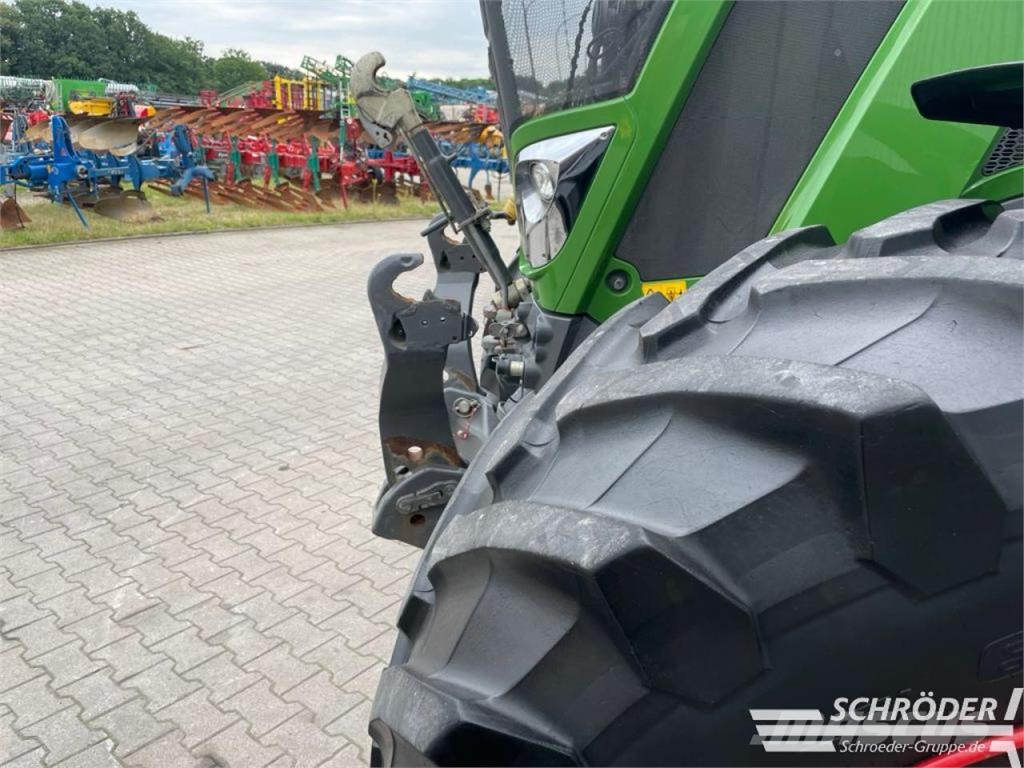 Fendt 828 S4 PROFI PLUS Traktori
