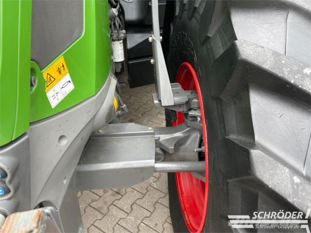 Fendt 828 S4 PROFI PLUS Traktori
