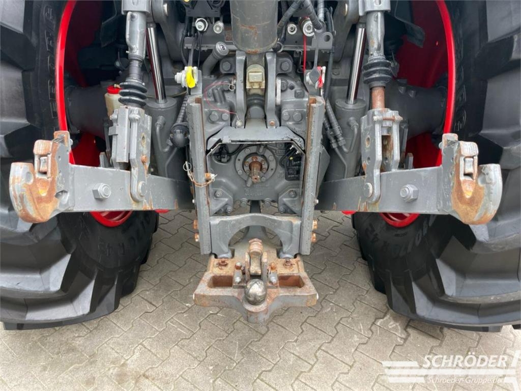 Fendt 828 VARIO S4 PROFI PLUS Traktoriai