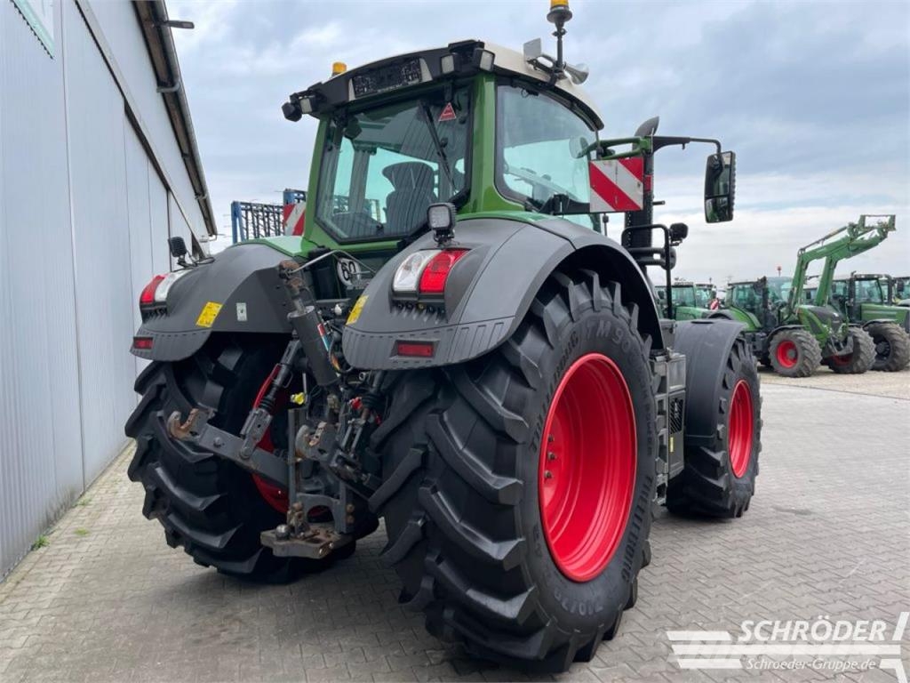 Fendt 828 VARIO S4 PROFI PLUS Traktoriai