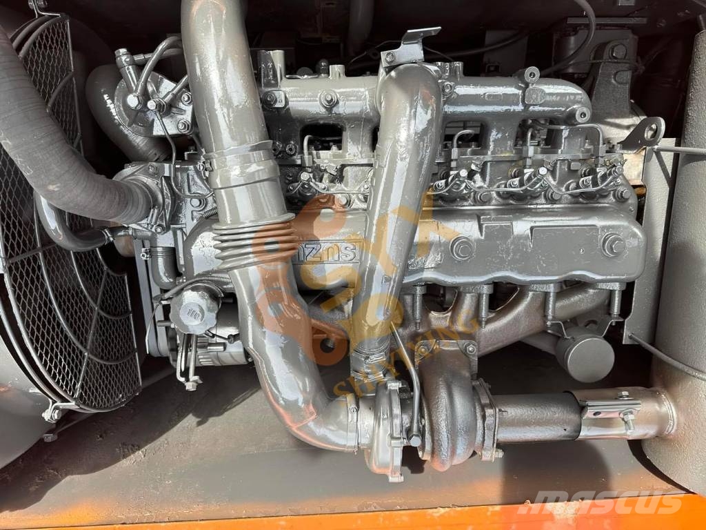Hitachi EX 200 LC 대형 굴삭기 29톤 이상