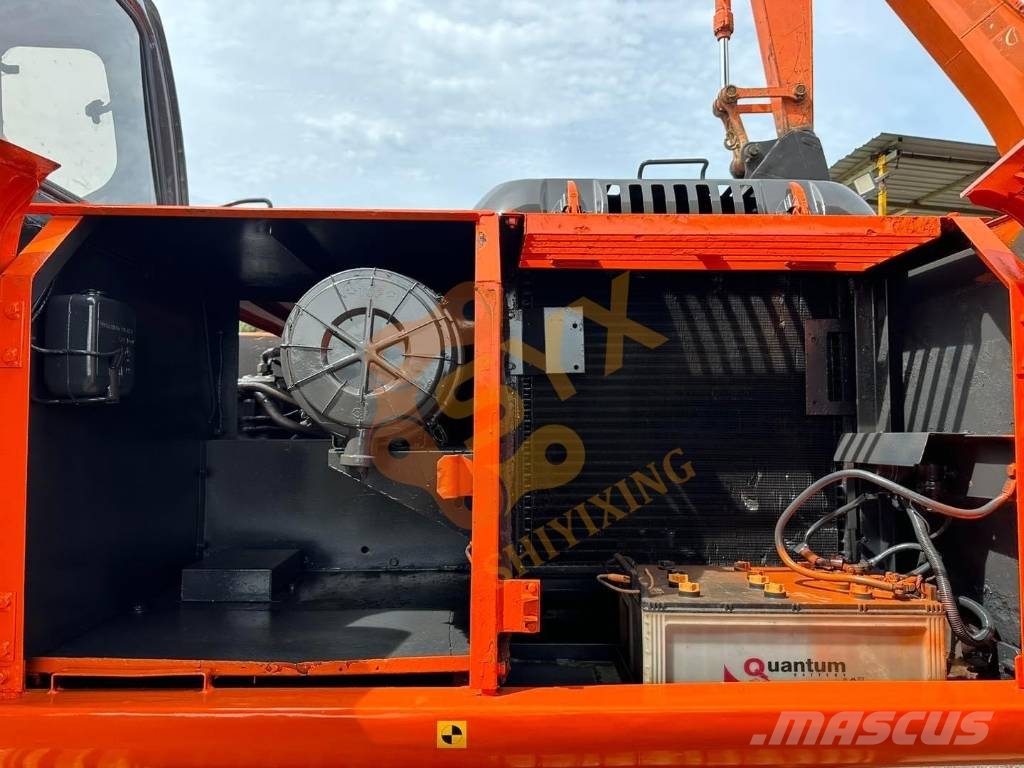 Hitachi EX 200 LC 대형 굴삭기 29톤 이상