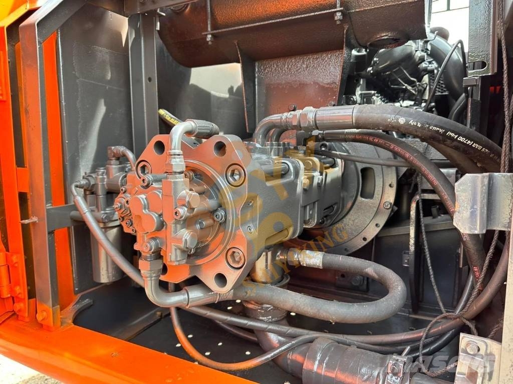 Hitachi EX 200 LC 대형 굴삭기 29톤 이상