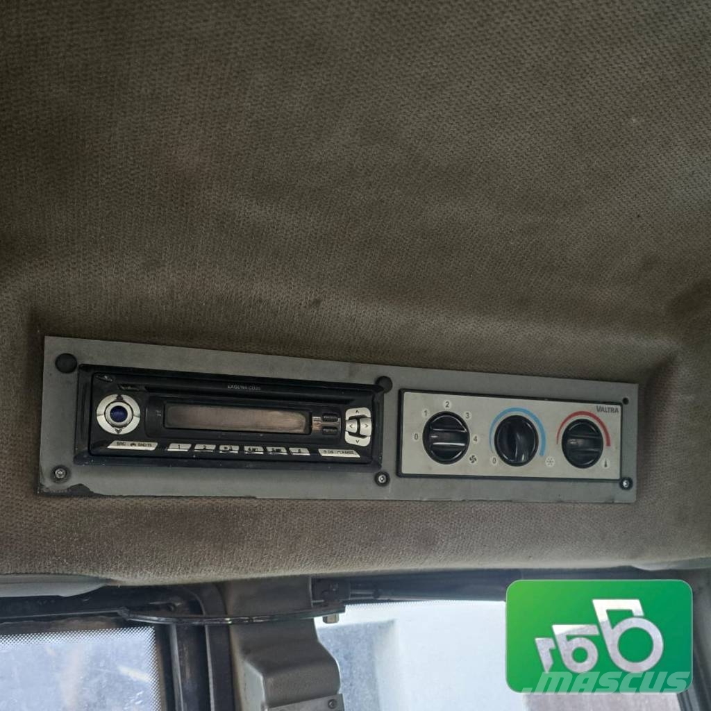 Valtra T 150 Complete Cabin Kabina i wnętrze