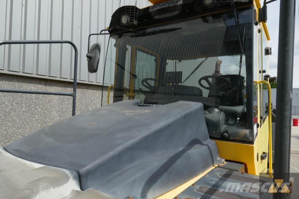Bomag BW25RH Pneumatic tired rollers