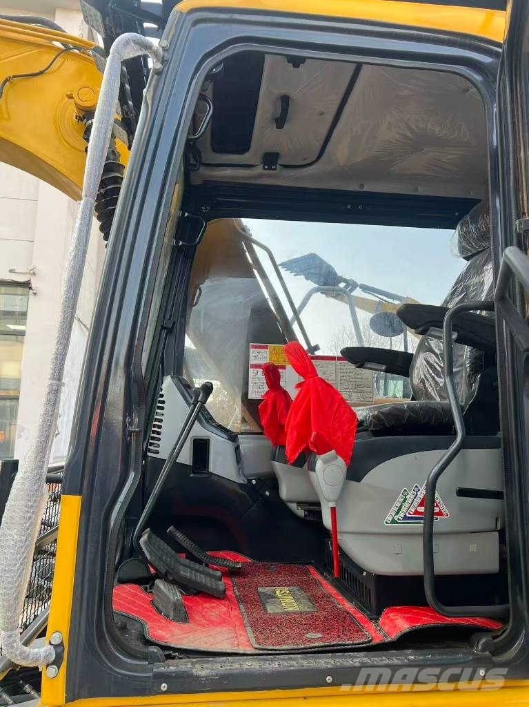 Komatsu PC 130-8 Paletli ekskavatörler