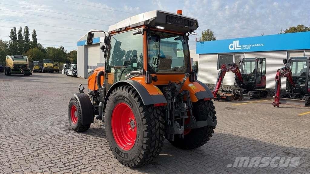 Fendt 211 Traktoren