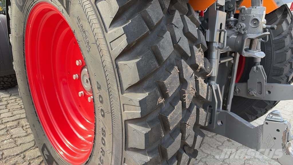 Fendt 211 Traktoren