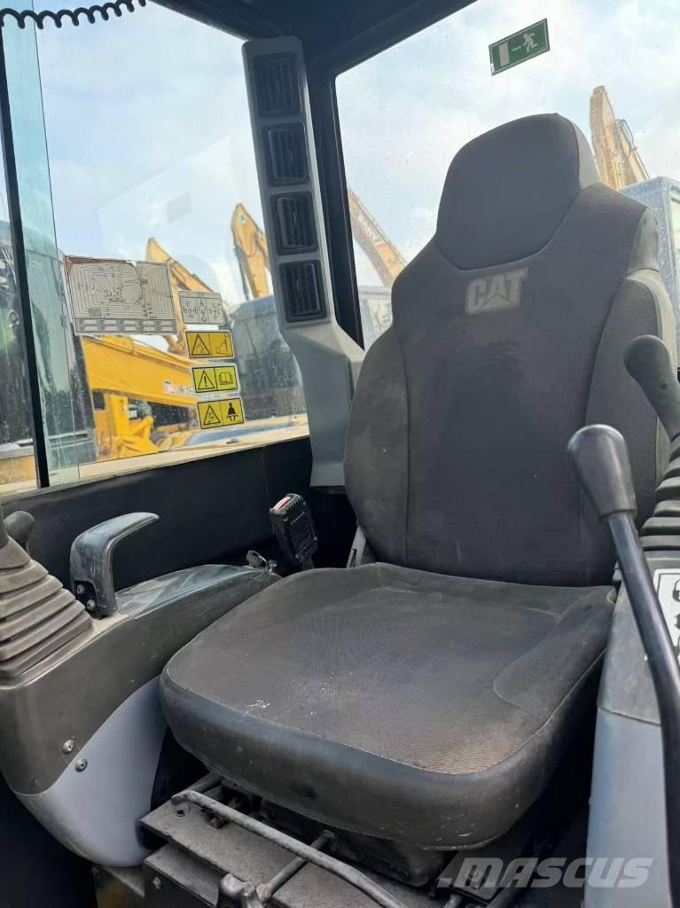 CAT 306 Mini excavators < 7t (Mini diggers)