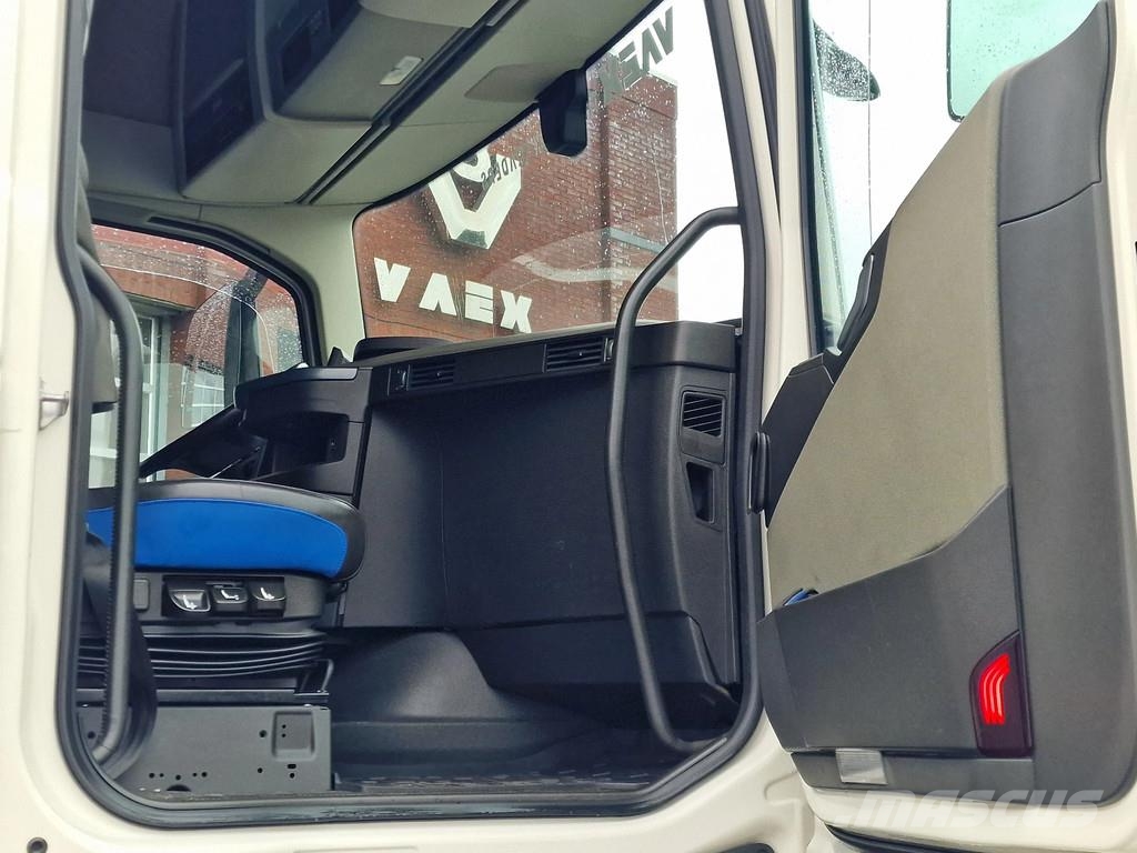 Volvo FH 13.460 Globetrotter XL 4x2 - I Save - 2x tank - 트랙터 유닛