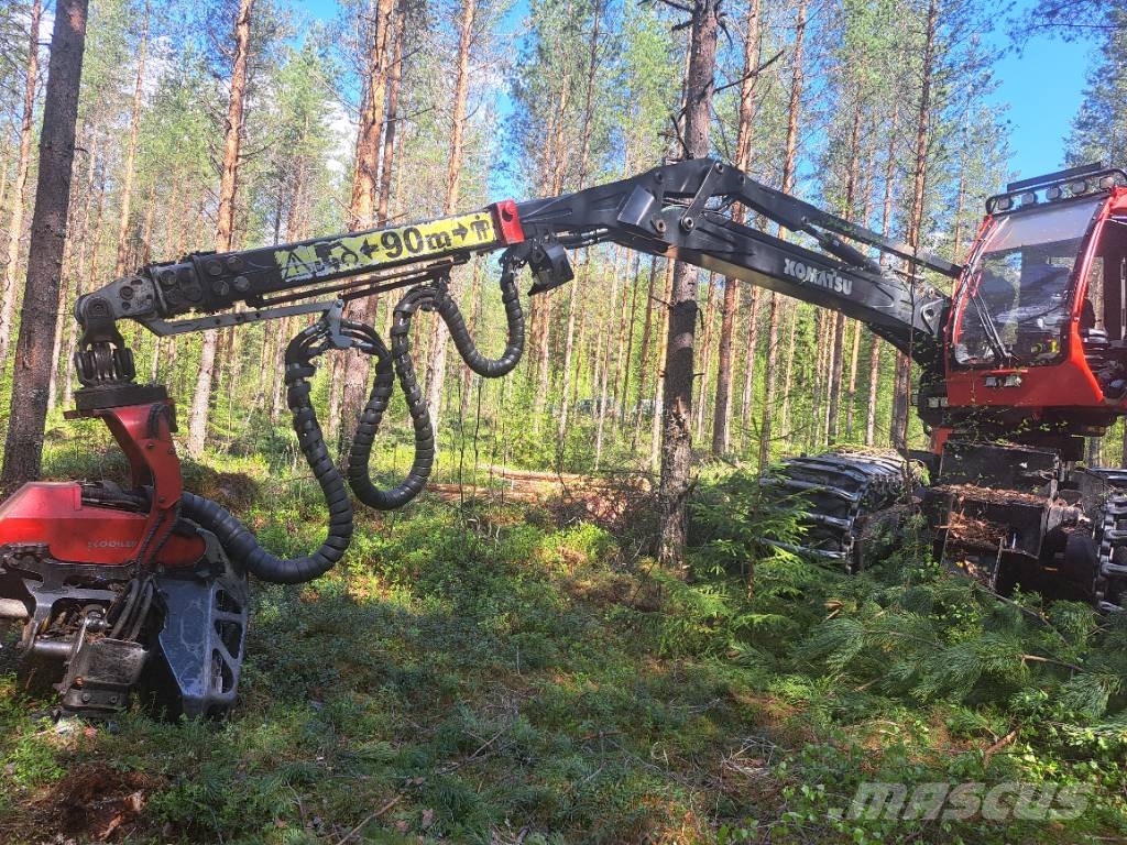Komatsu 901 XC Combine forestiere
