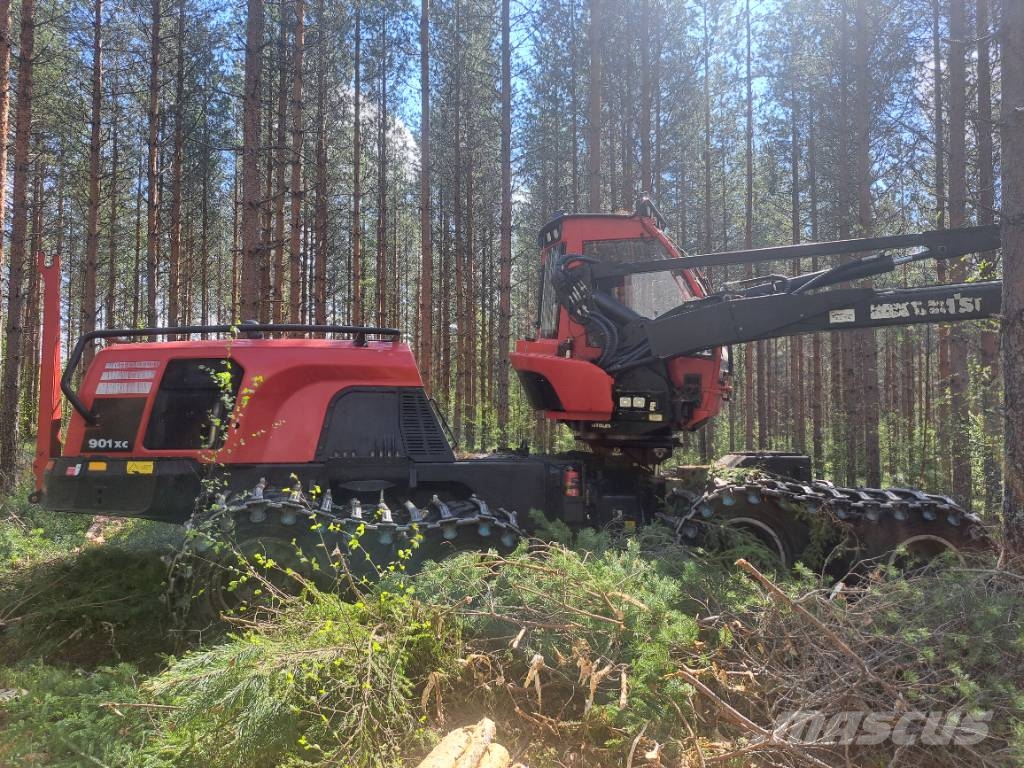Komatsu 901 XC Combine forestiere