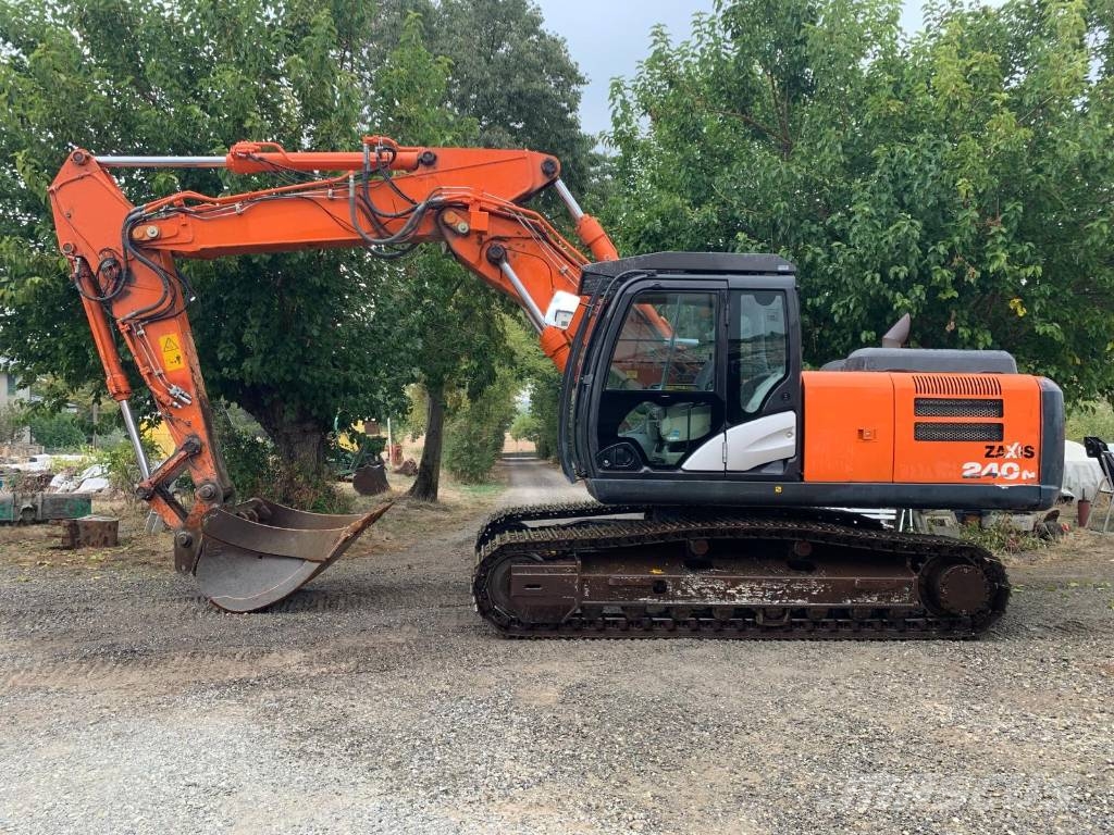 Hitachi ZX 240 N -5B Paletli ekskavatörler