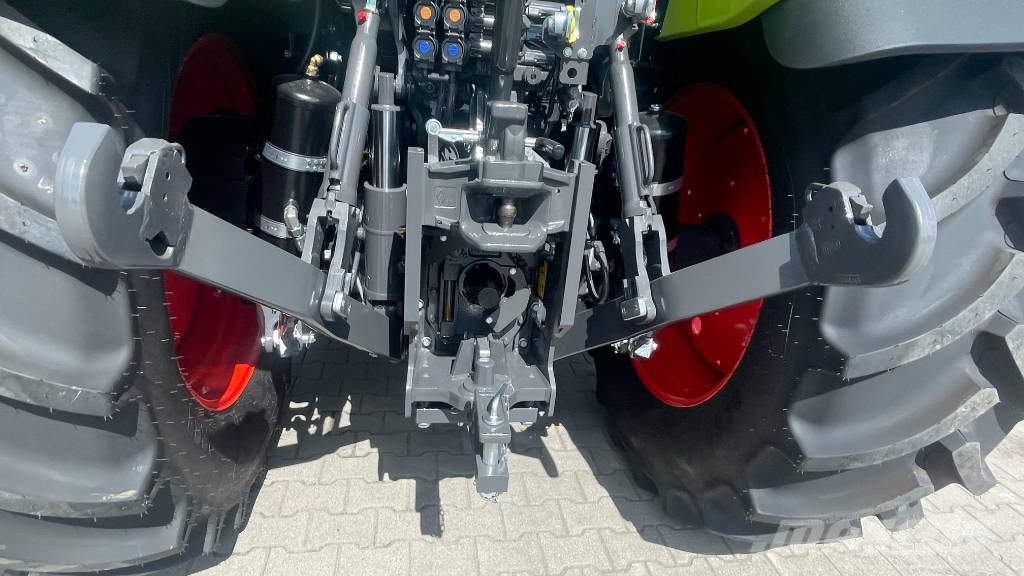CLAAS ARION 430 COMFORT Traktorer