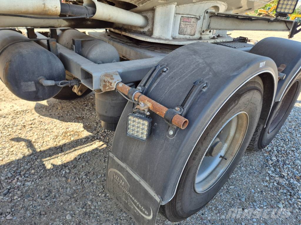 Jilko 4 akslet Silo trailer 40m3 Cisternos - priekabos