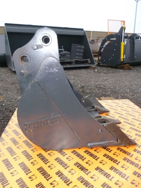 TOMAR Nowa łyżka 26 cm z zębami JCB 8025, 8027, 8 Łyżki do koparek
