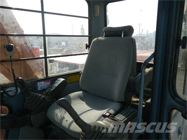 Hitachi EX100-3 حفارات زحافة