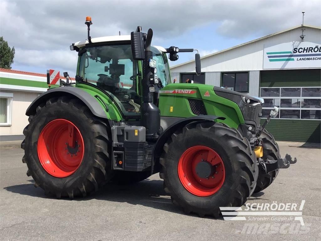 Fendt 726 GEN7 PROFI PLUS Trattori
