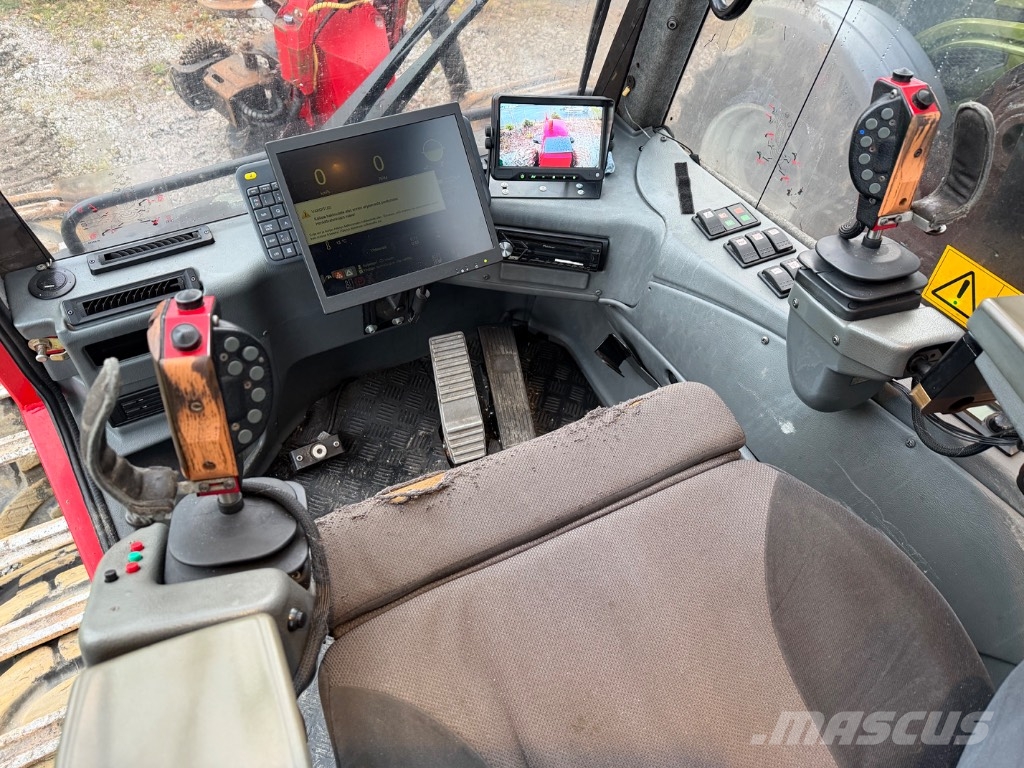 Komatsu 911.5 حصادات
