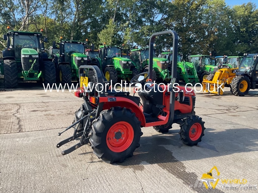 Kubota B 1241 Traktorer