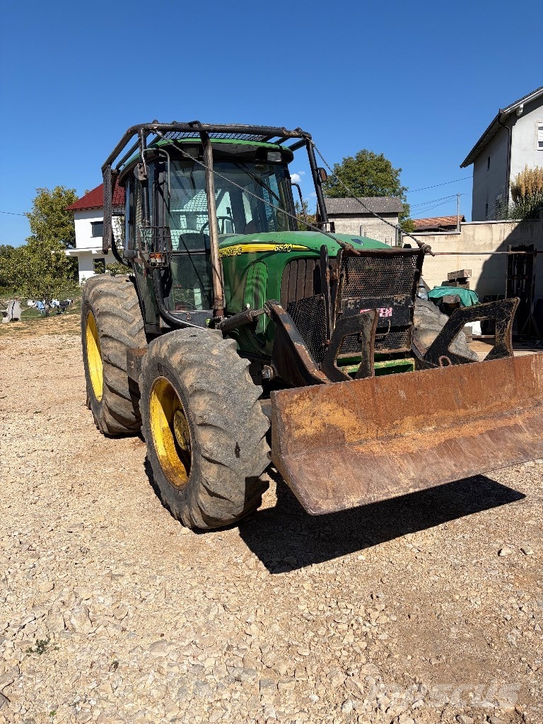 John Deere 6520 林業トラクター