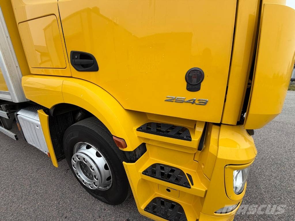 Mercedes-Benz ACTROS Sanduk kamioni