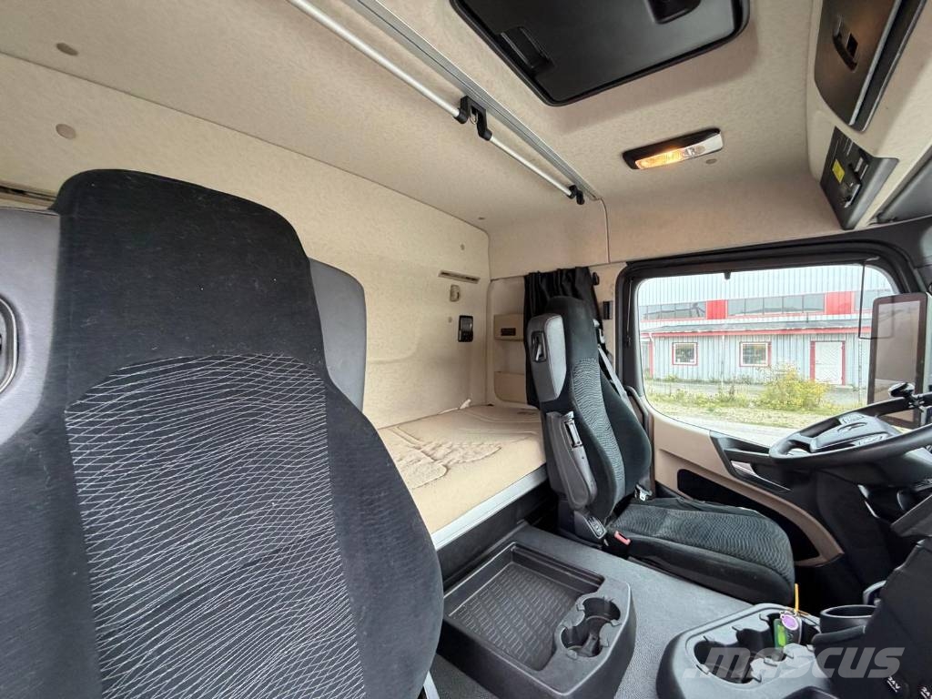 Mercedes-Benz ACTROS Sanduk kamioni