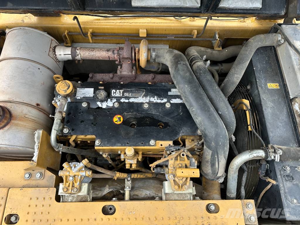 CAT 323D SA VA / Kettenbagger / Fahrwerk NEU 0 Betrieb Bageri gusjeničari