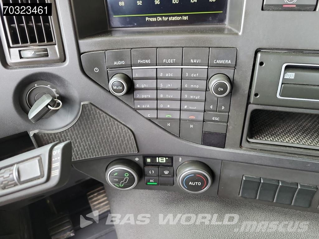 Volvo FMX 460 8X4 HIAB XR26Z56 containersystem Full Stee Camiones polibrazo