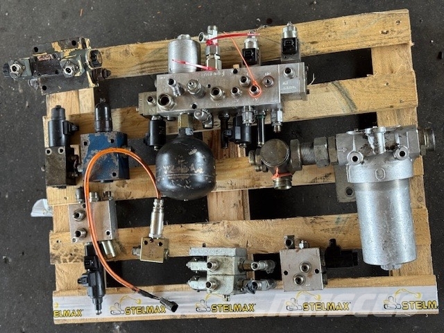 Liebherr A 934 C HD STEROWNIKI KOMPLET Hydraulik