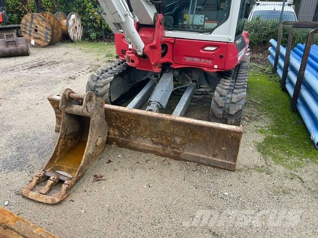 Takeuchi TB 335 R Mini pelle < 7t