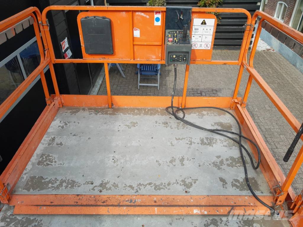 JLG 3394 RT | Schaarhoogwerker ruwterrein 4x4 Schaarhoogwerkers
