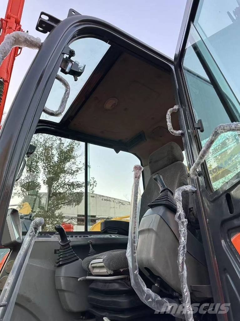 Doosan DX 60-9 C 소형 굴삭기 7톤 미만