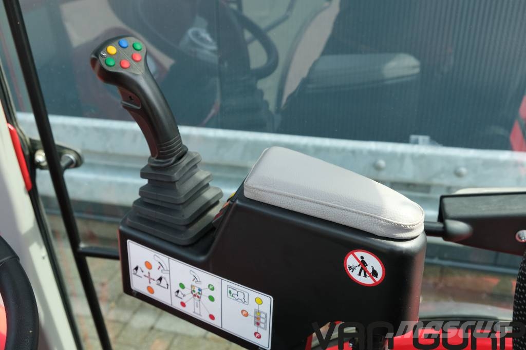 Antonio Carraro TTR 4800 Minitractor | 2023 | 90h Traktoren