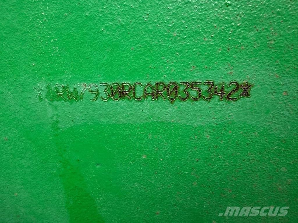 John Deere 7930 PowerQuad - Front PTO Tractoare