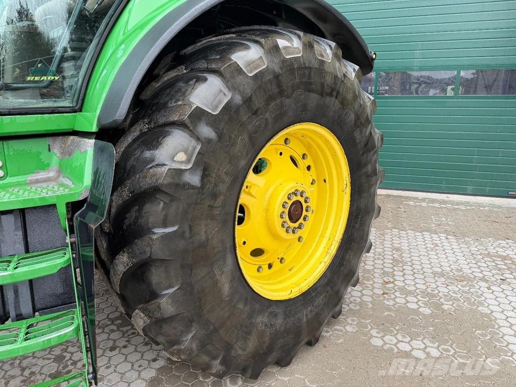 John Deere 7930 PowerQuad - Front PTO Tractoare