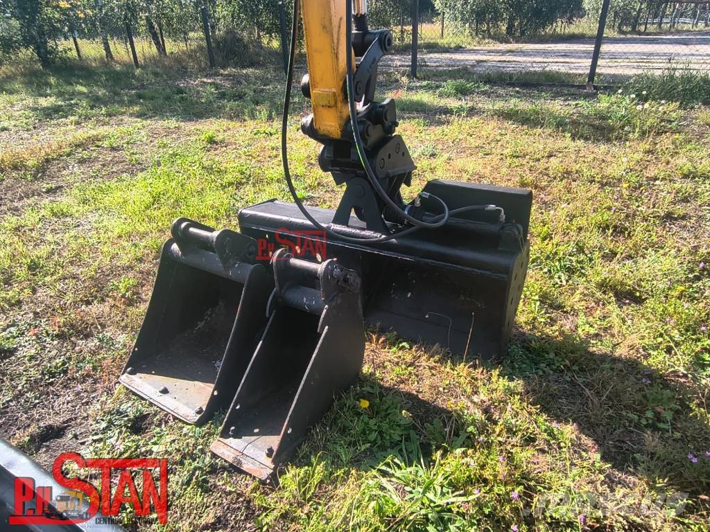 JCB 8025 ZTS Мини-экскаваторы