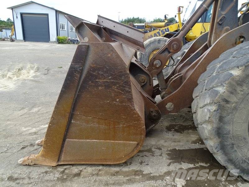 Volvo L 150 E Фронтальні навантажувачі